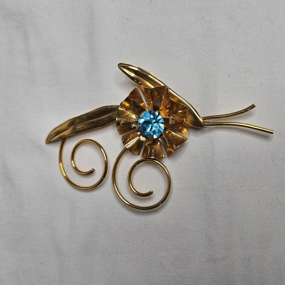 Kilpatrick Gold Filled Figural Flower Brooch Aqua Blue Crystal Vintage Signed